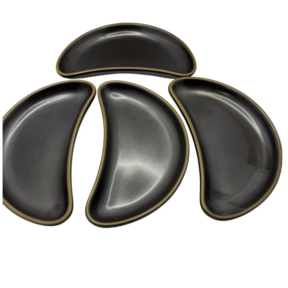 Rego Other - Vintage Rego Japan E263-44 Crescent Side Plates Matte Black Tan Rim Set of 4